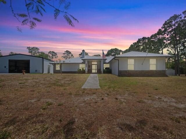 House for sale in Loxahatchee