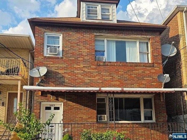 House for sale in North Bergen