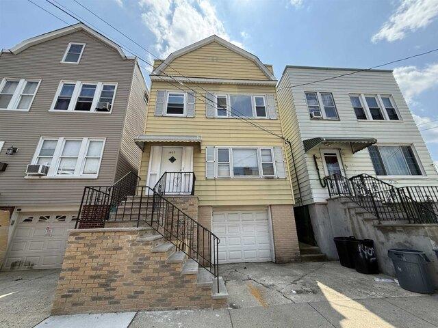 House for sale in North Bergen