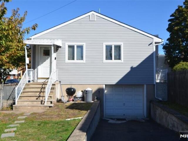 House for sale in North Bergen, New Jersey