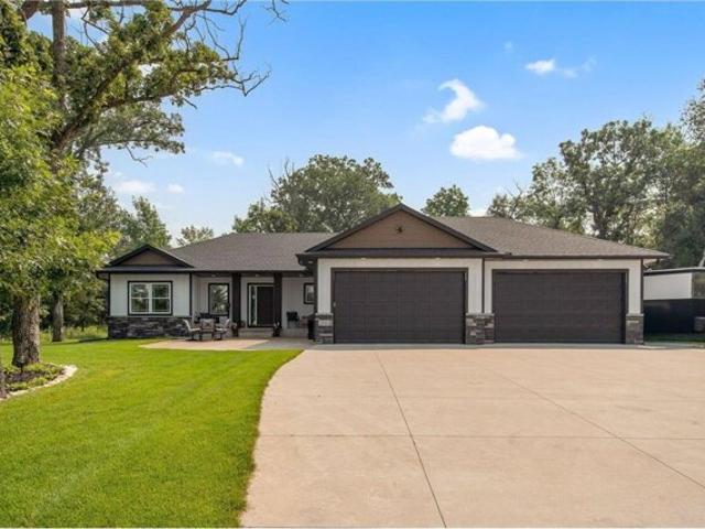 House for sale in Big Lake