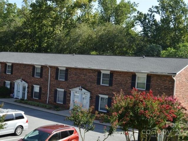 Condo for sale in Hickory