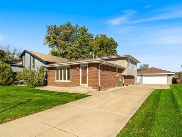 House for sale in Oak Forest, Illinois