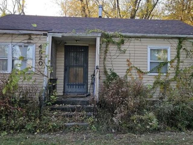 House for sale in Rock Island, Illinois