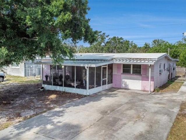 House for sale in Seminole
