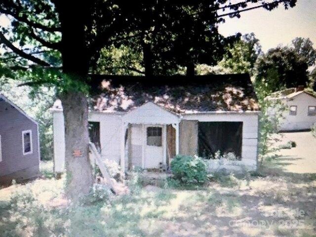 House for sale in State Road, North Carolina
