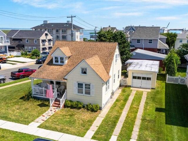 House for sale in Stone Harbor