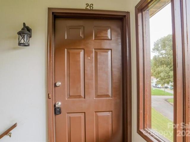 Condo for sale in Hickory