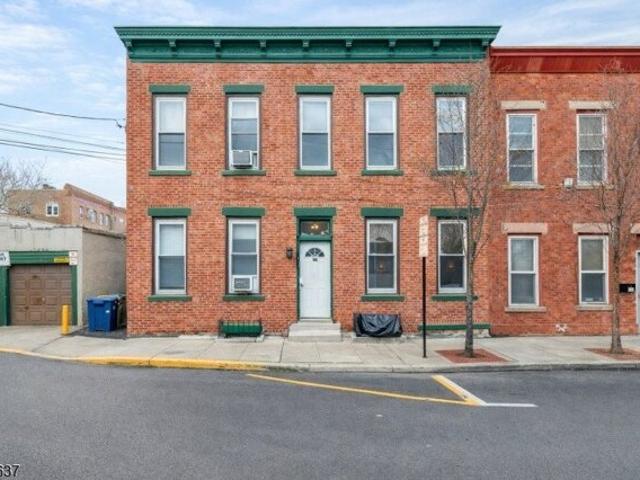 House for sale in Hudson, New Jersey
