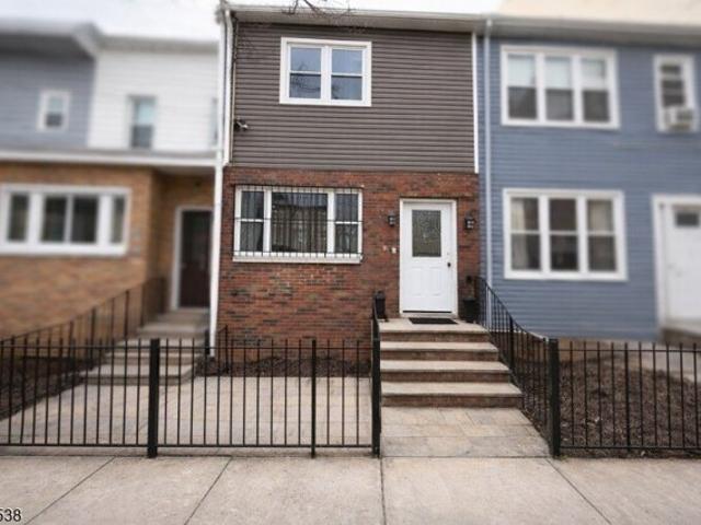 House for sale in Hudson, New Jersey