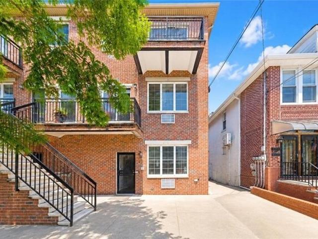 Condo for sale in Arverne, New York