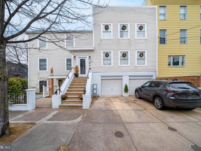 Condo for sale in Hudson, New Jersey