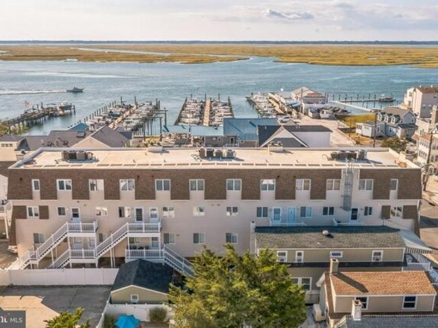 Condo for sale in Sea Isle City Condo for sale in Sea Isle City