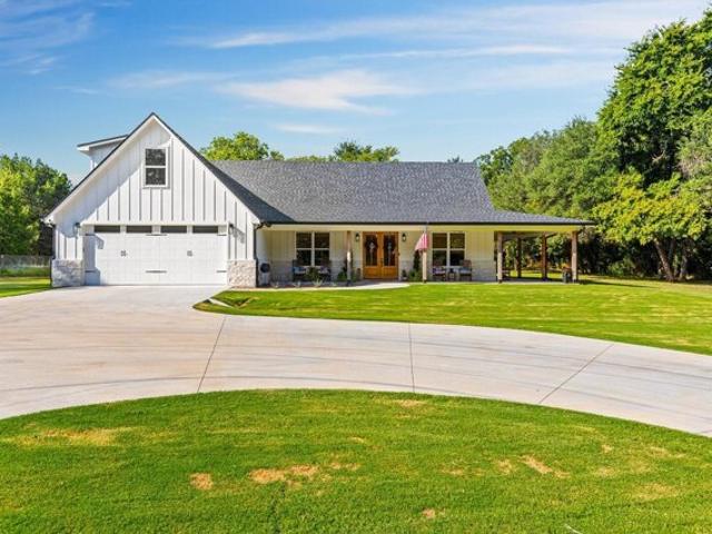 House for sale in Valley Mills, Texas
