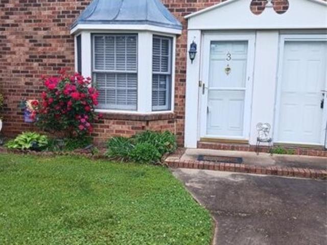 Condo for sale in Hickory