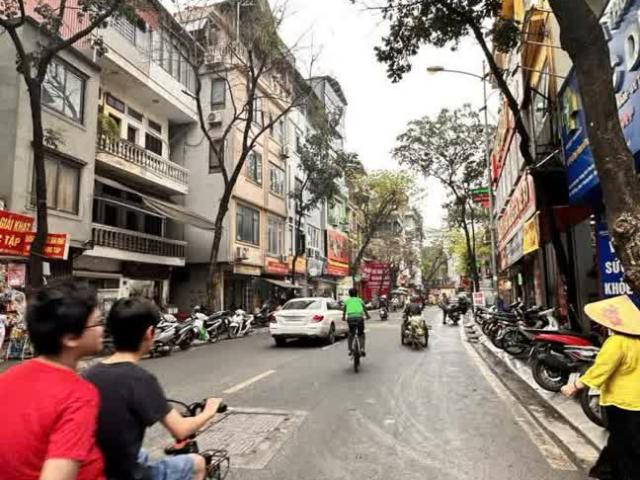 Nhà mặt phố bán tại Hoàn Kiếm, Hà Nội