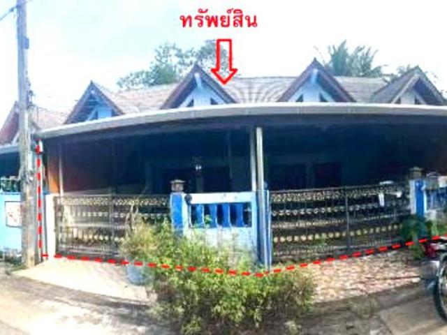 ทาวน์เฮ้าส์ สำหรับขาย ใน กะลุวอ, ระแงะ