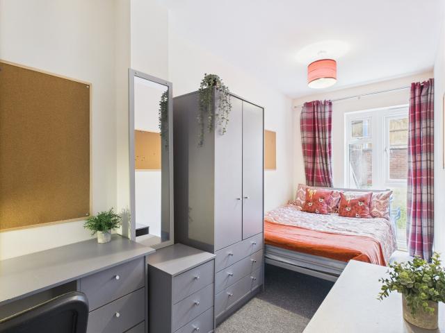 House for rent in East Bank, Norfolk
