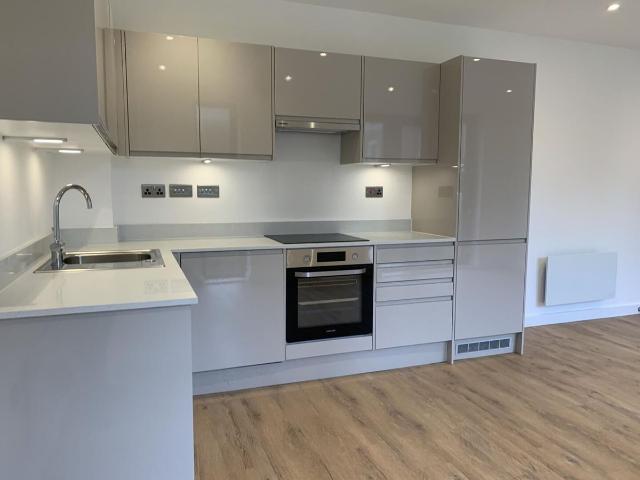 Studio for rent in Holloway Hill, Waverley