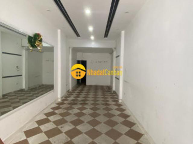 Nhà mặt phố bán