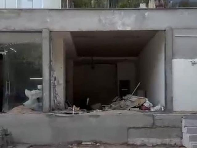 Commercial for rent in Ahmadabad, Gujarat