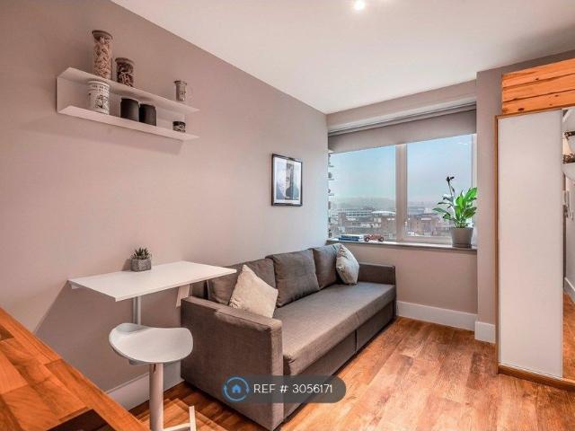 House for rent in High Wycombe Community Board, High Wycombe