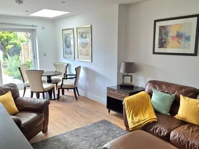 Apartment for rent in London Borough of Ealing, Perivale