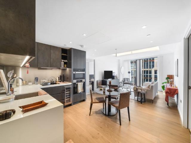Apartment for rent in Nine Elms, Greater London