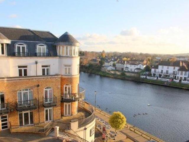 House for sale in Surrey