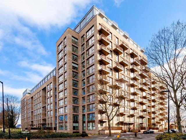 Apartment for rent in Silvertown, Greater London