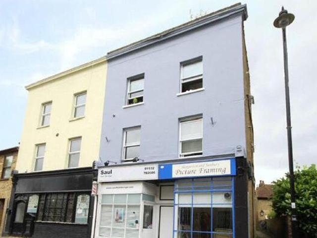 House for sale in Lyons, Greater London