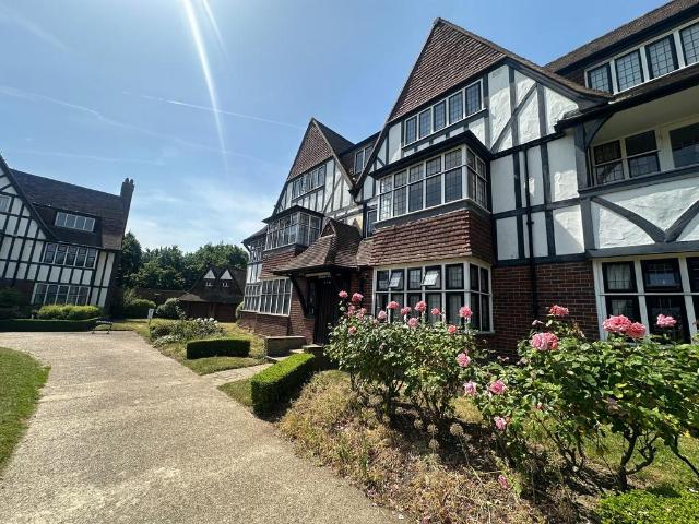House for rent in London Borough of Ealing, Park Royal