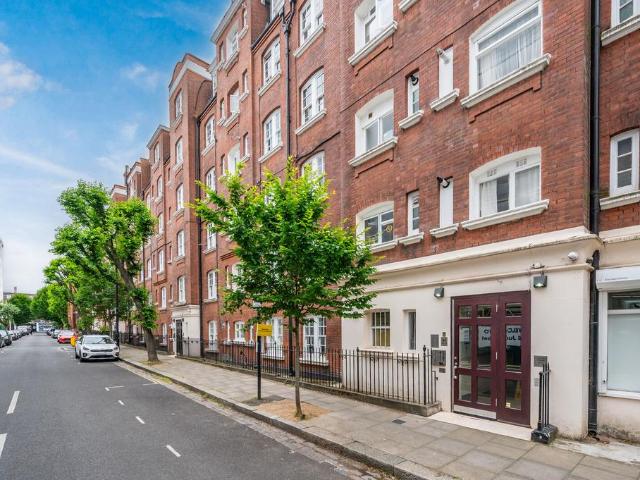 House for rent in Saint Pancras, Greater London