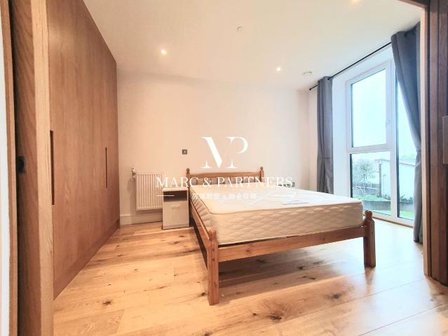 Studio for rent in Canning Town, Greater London