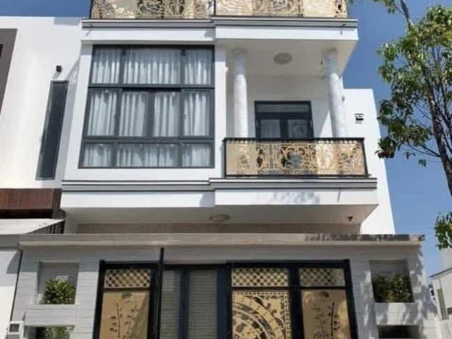 Nhà mặt phố bán tại Gia Lai