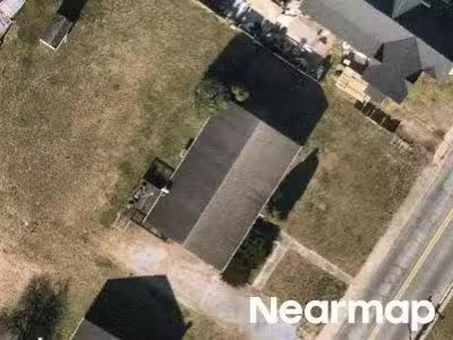 House for sale in Frankford