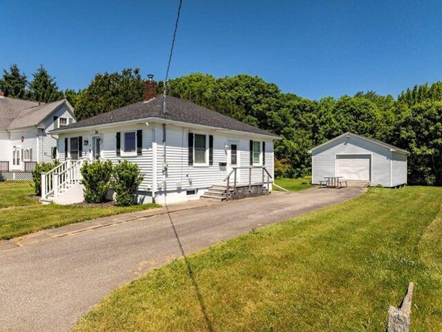 House for sale in Thomaston, Maine