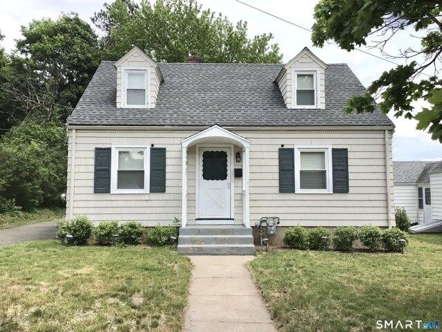 House for sale in Hamden, Connecticut