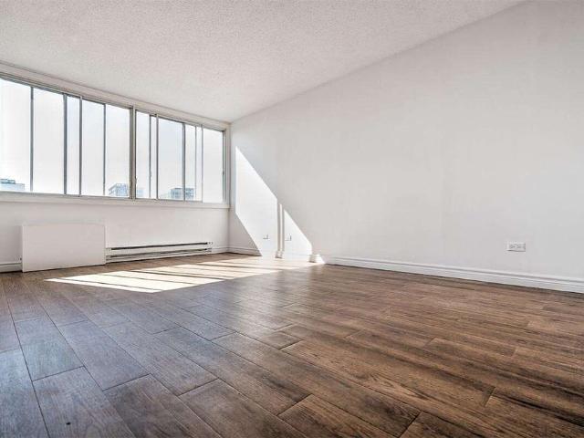 Apartment for rent in St. Leonard's, Quebec