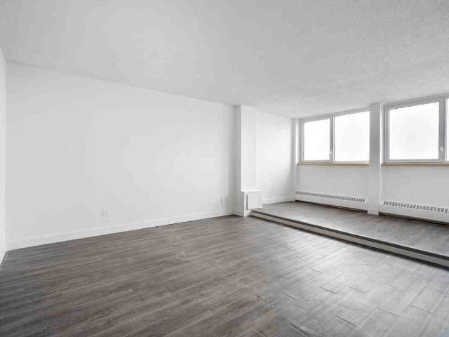 Apartment for rent in St. Leonard's, Quebec