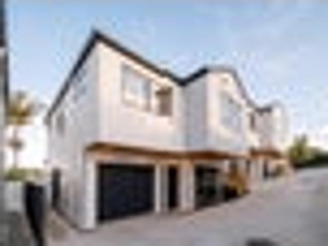 Townhouse for sale in Whangaparaoa, Oroua County