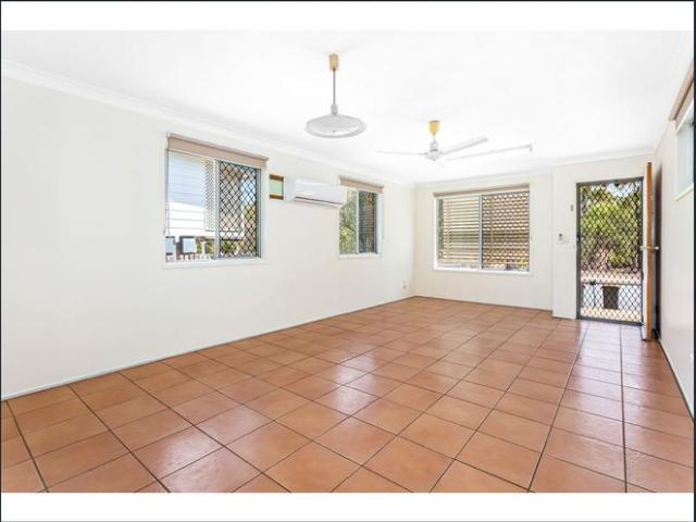 Apartment for rent in Frenchville, Rockhampton