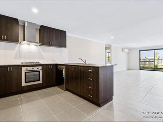 House for rent in Golden Bay, Western Australia