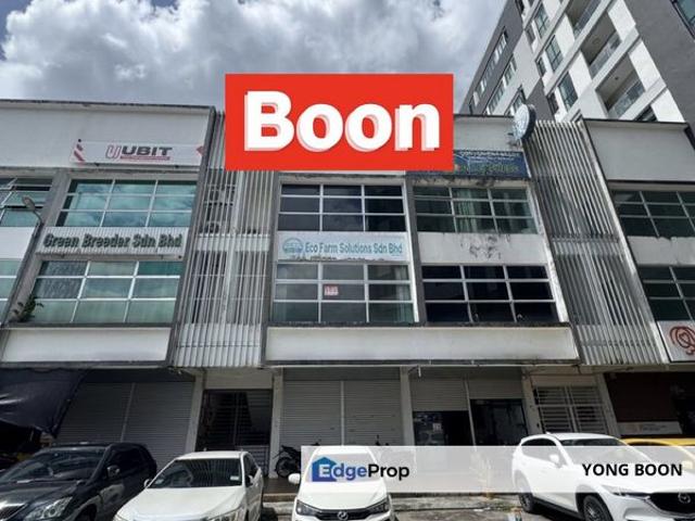 Shop for rent in Kuching