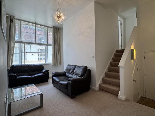 Apartment for rent in Calderstones