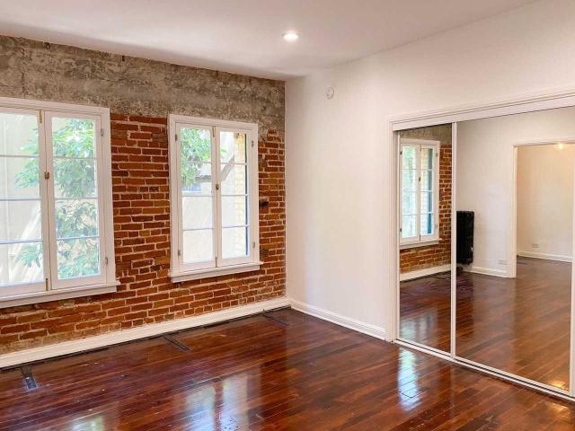 Apartment for rent in Canoga Park, California