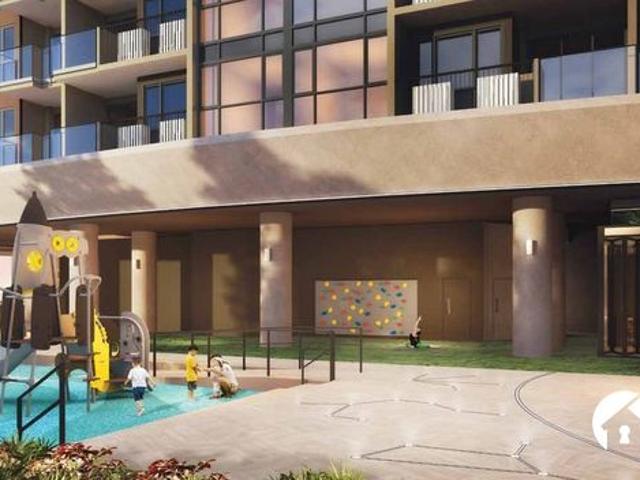 Apartment for sale in Macpherson