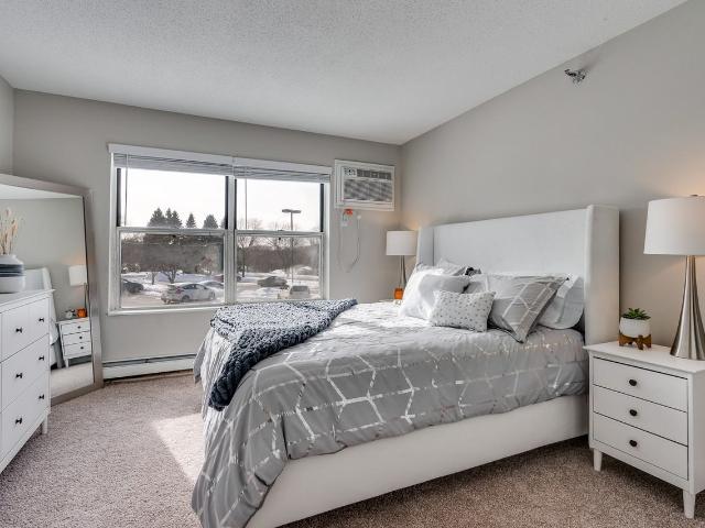Apartment for rent in Burnsville, Minnesota