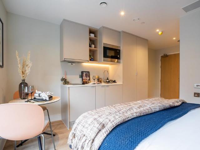 Apartment for rent in London Borough of Ealing, Greater London