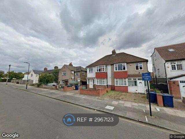 Studio for rent in London Borough of Ealing, Greater London